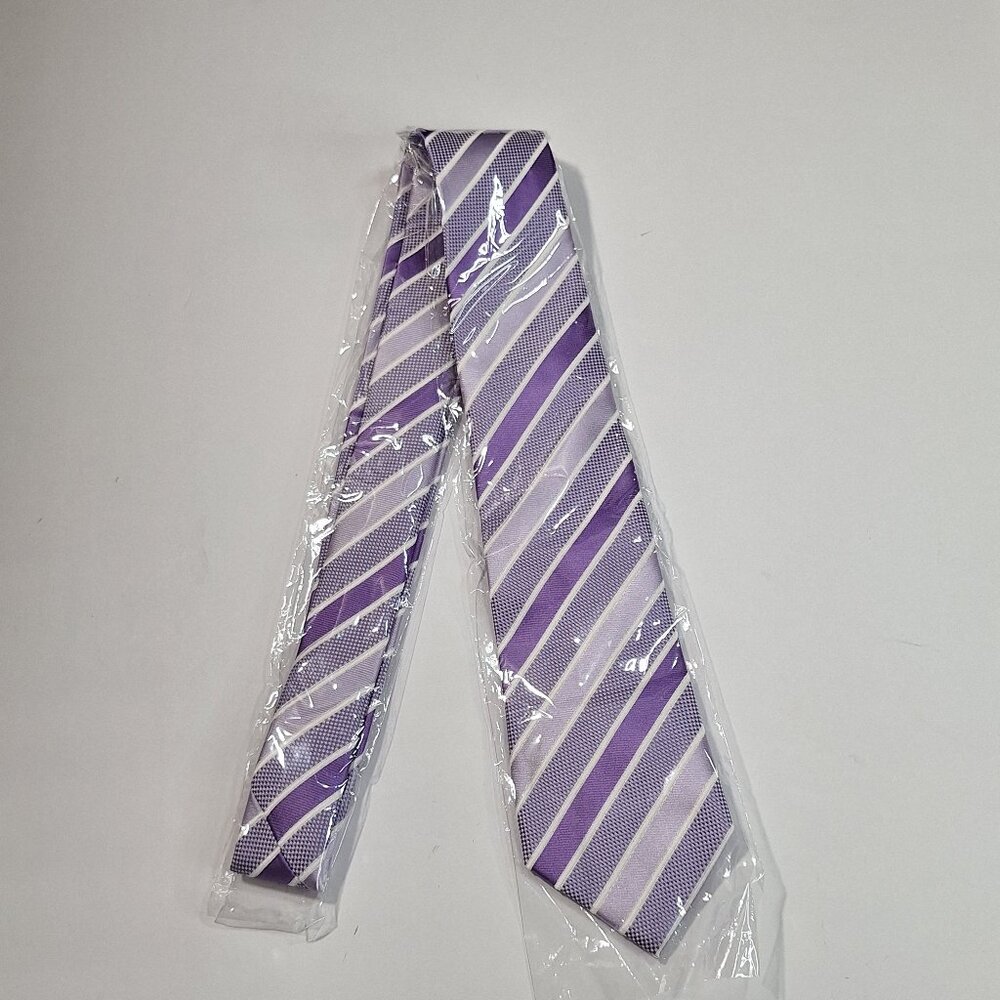 New Men 100% Silk Striped Tie Purple Lavender & White Versatile Classic Jacquard - Picture 4 of 8